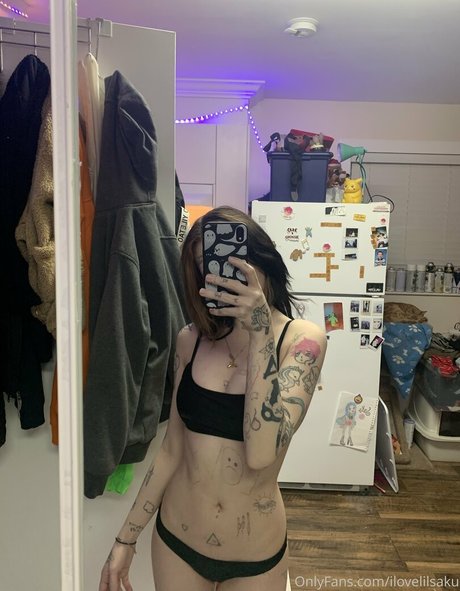 ilovelilsaku nudes pornstar photos
