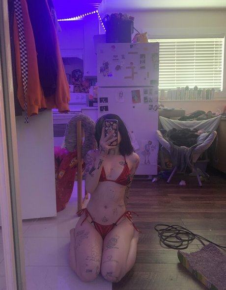 ilovelilsaku free pornstar image