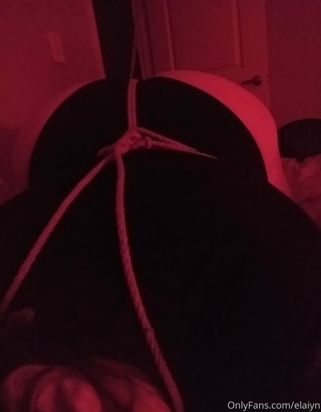 evelynmusefree beautiful model image