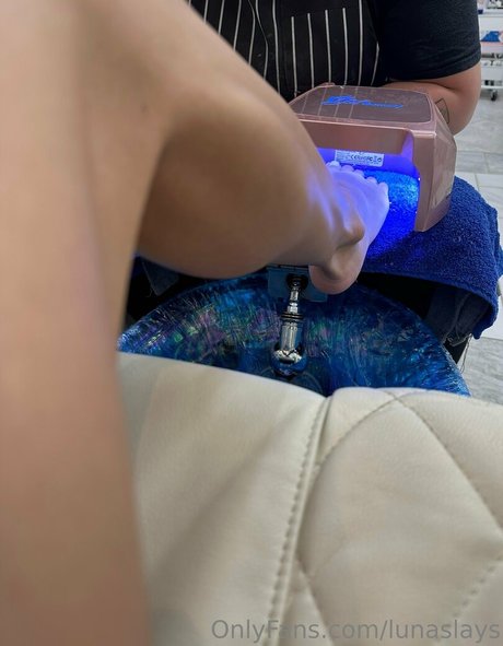 lunaslays hot star image