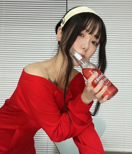 Wuyo99 free pornstar archive