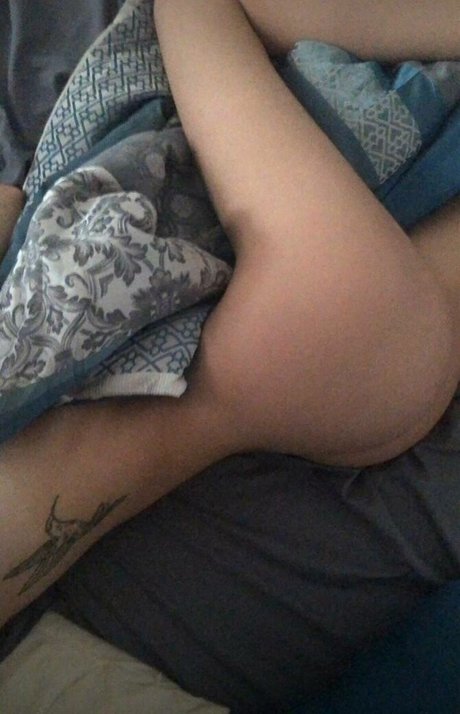 Tiana Basden nude pornstar photos