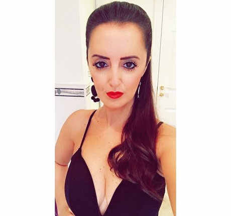 Melanie M perfect pornstar photo