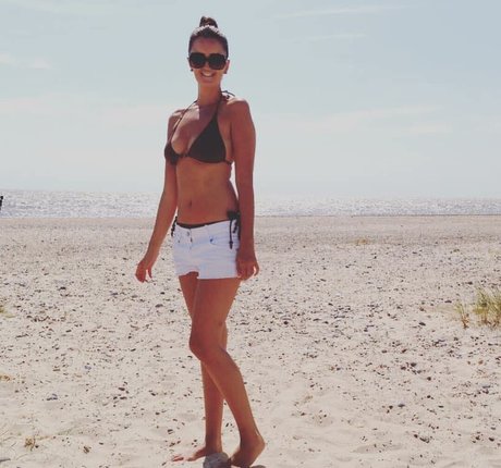 Melanie M model free pictures