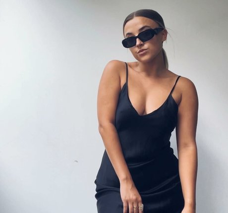 Lavender Baj pornstar pretty pics