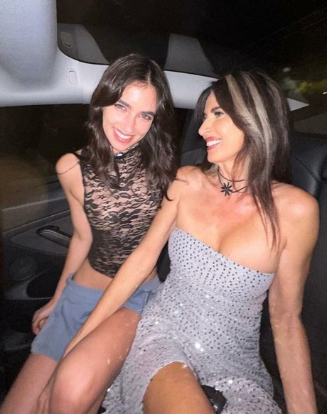 Elisa and Renne Herbert Twins model best photo