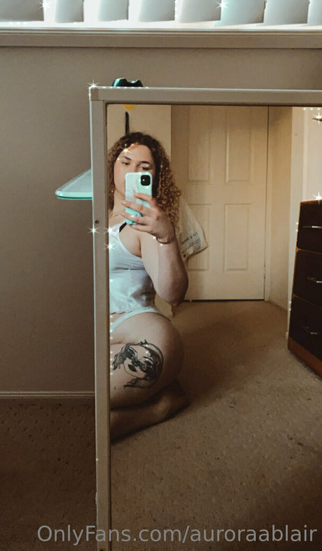 auroraablair exclusive model pics