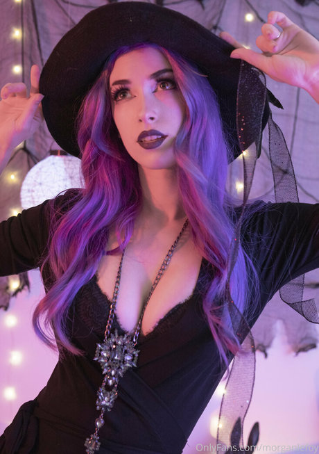 MorganLeFoy erotic model pics