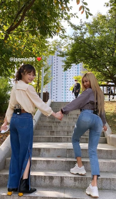 WomenK pop actress images