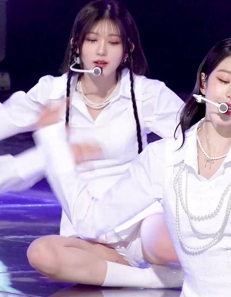 WomenK pop star exclusive photos