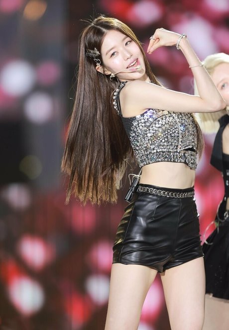 WomenK pop high quality model photo