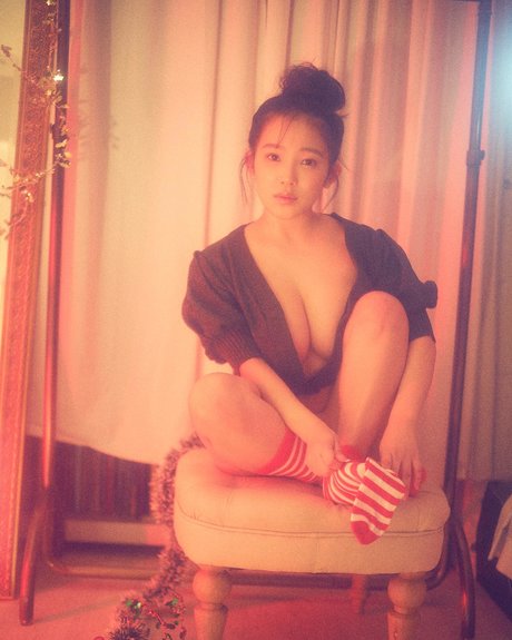 pink hair onlyfans adult img