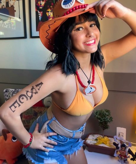 Bibi Vitona nudes star image