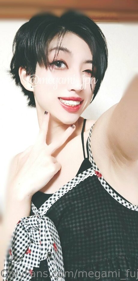 megami fuji model erotic pics