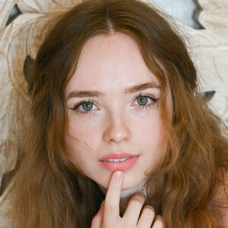 rinaalyys exclusive pornstar image