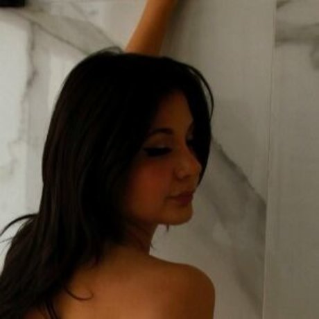 Catherine Migliorini sexy star photos