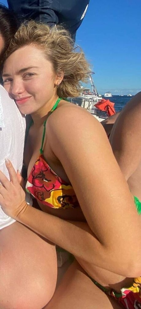 Peyton List free model photo