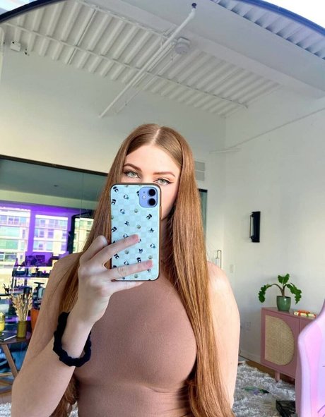 ckalifornia model nice picture