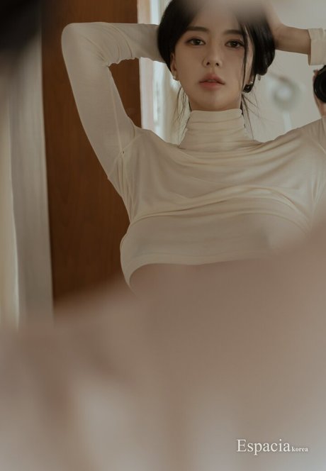 Espacia Korea sexy model img
