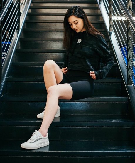 issfanfan adult actress pics