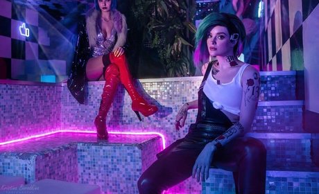 Sophie Katssby xxx model pictures