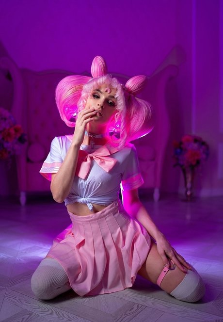 Sophie Katssby model art photos