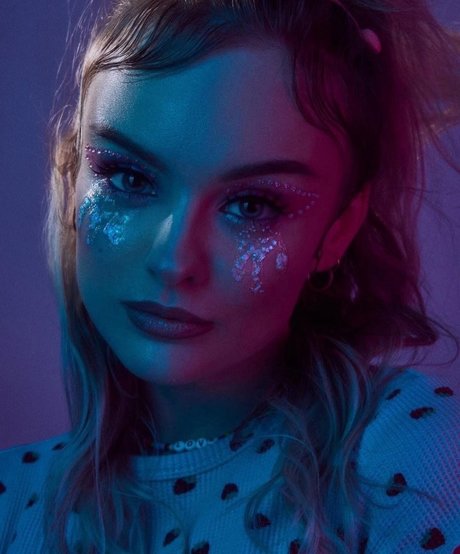 Sophie Katssby model nudes pictures