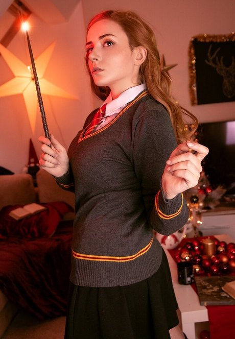 Ezy Summers Cosplay pornstar exclusive photo