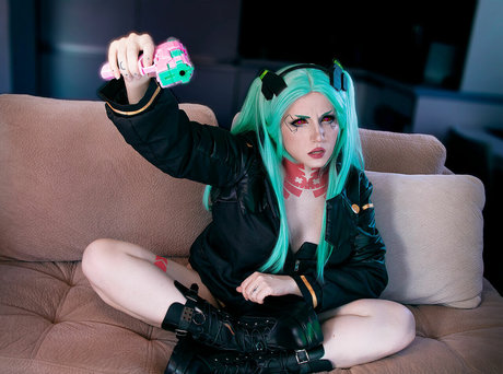 Ezy Summers Cosplay star naked pic