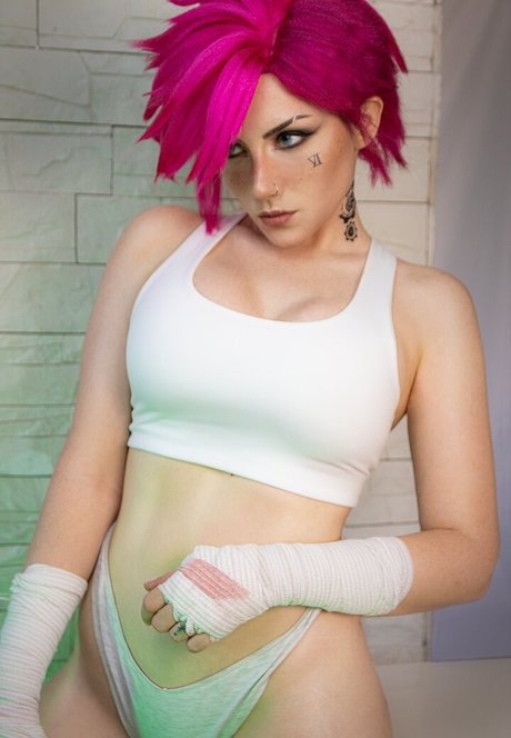 Ezy Summers Cosplay pornstar perfect pictures