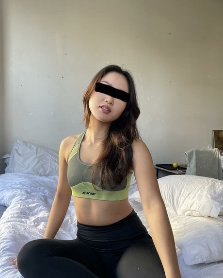 louxcarter star sexy pics