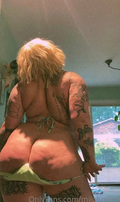 bbwgoddessmilo erotic star photo