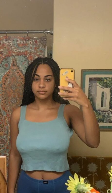 Raina Morris Profile pic