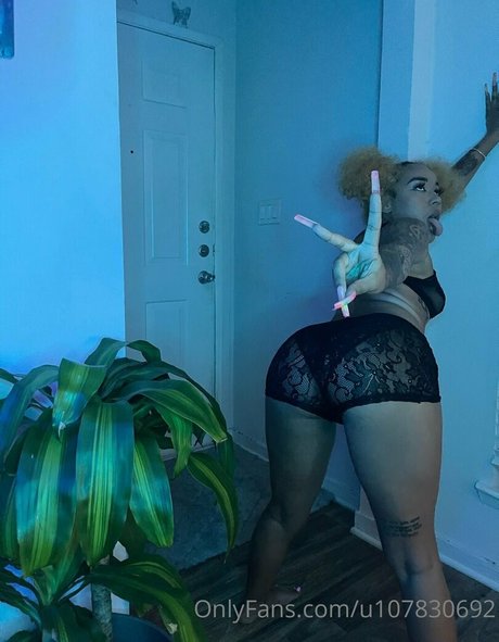 kbabyyyxxx model nude pictures