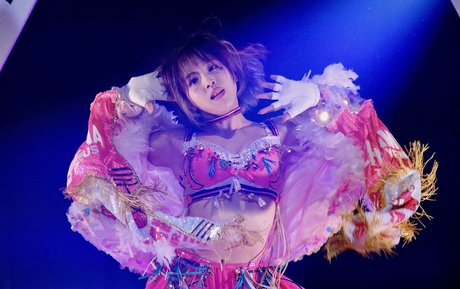 Mina Shirakawa sexy star pics