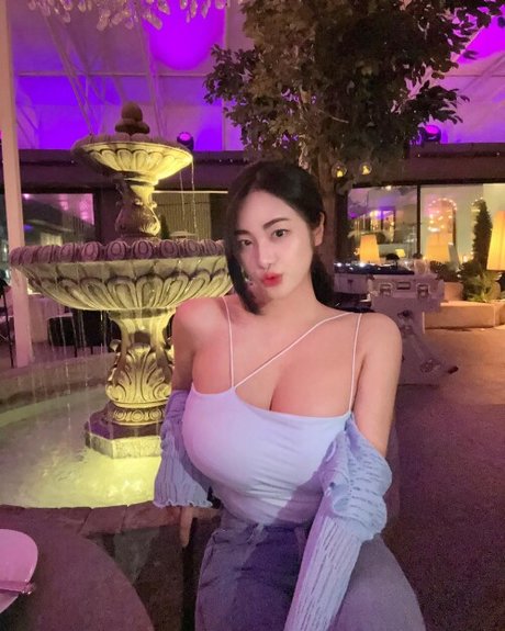 Tashay0ung model sex img