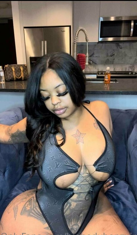 bigbodybenzvip star top photo