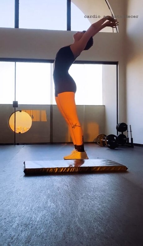 Triz pretty star pics