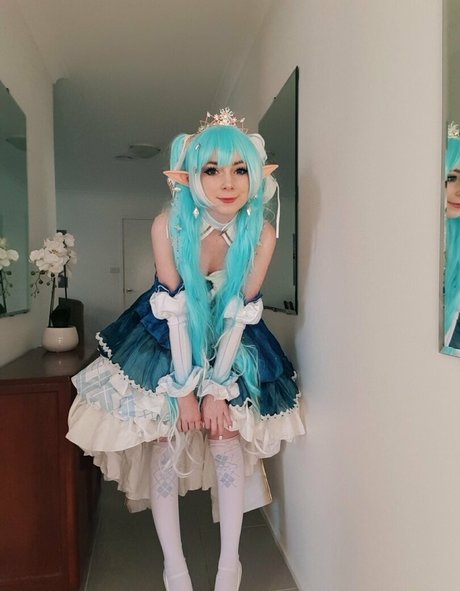 elefire the elf hot model pics