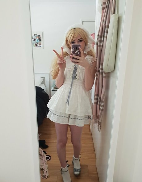 elefire the elf free actress img