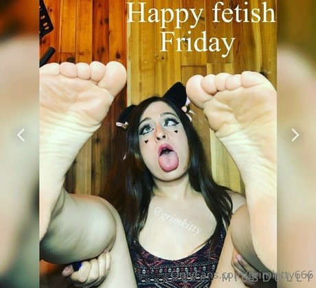 missdollypromotions pornstar erotic photos