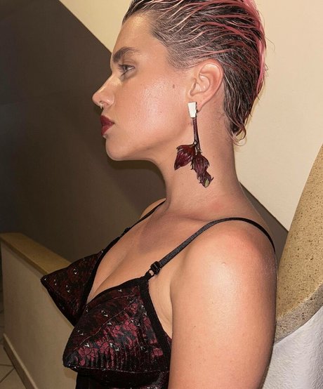 Bruna Linzmeyer star perfect galleries