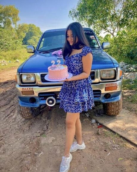 Sri Lanka adult actress pic