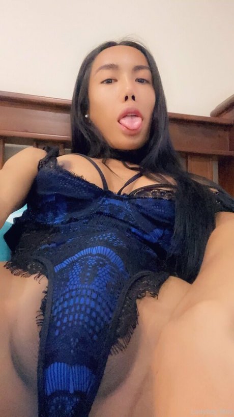 ladyboymos hd model pics