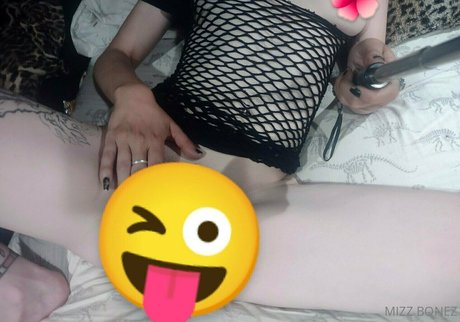 mizzbonez star sex pics