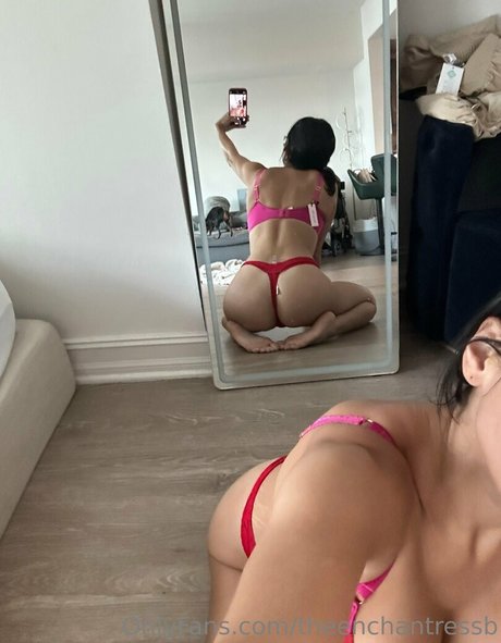 theenchantressb erotic actress image