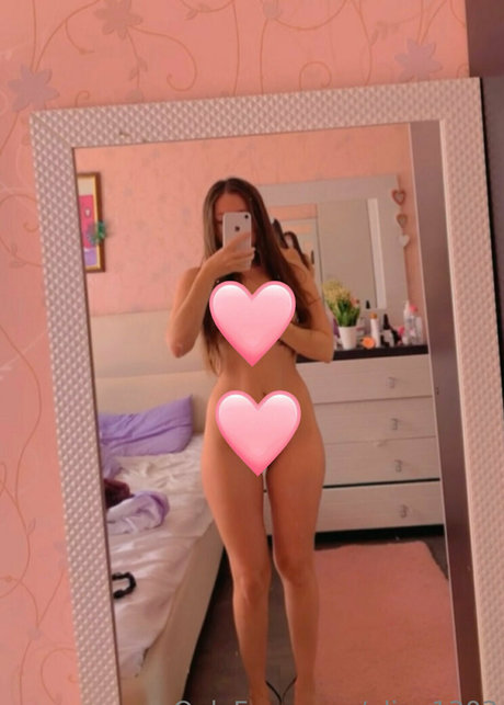 elina1303 naked actress images