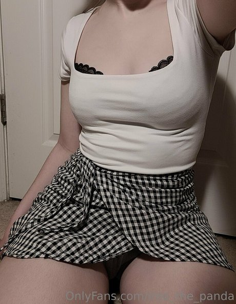 into the panda pornstar pretty photos