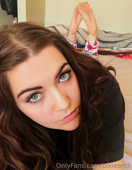 pixiearch art model pics