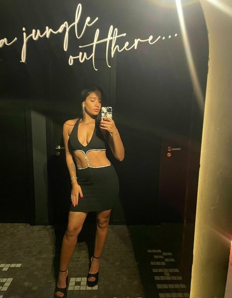 lilycleo art actress gallery